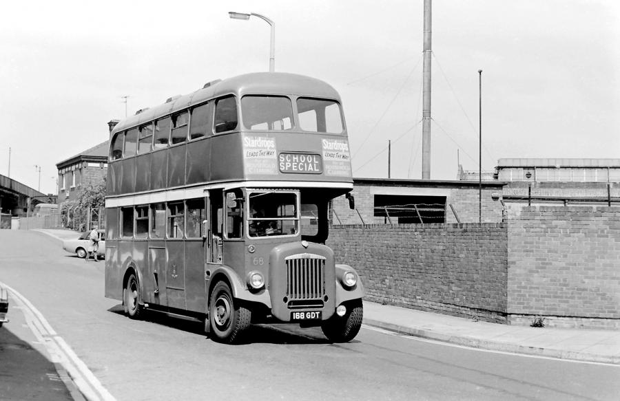  Daimler CVG6 Roe (H34/28R) 1962 года  (фото 1 из 4)